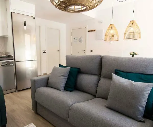 Letmalaga Carlos Haya Apartmán *